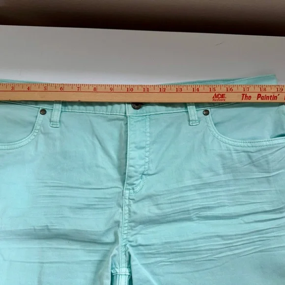 Carve Designs 6” Twill Shorts -Sea Glass - Picture 6 of 8